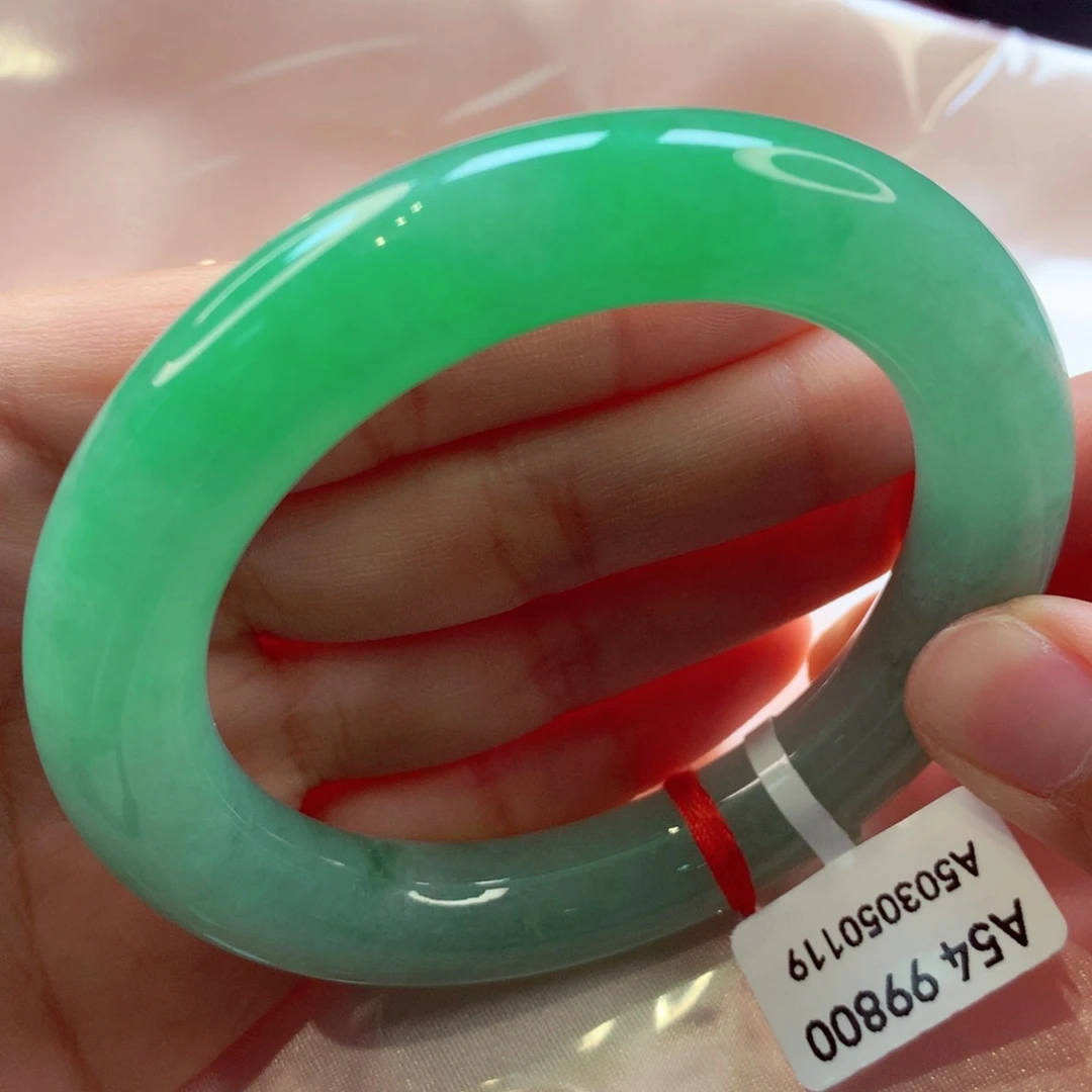 翡翠手镯未镶嵌33翡翠手镯99