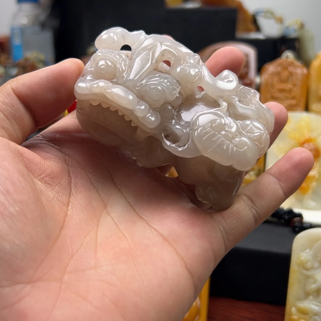 石英质玉（黄龙玉）未镶嵌hly