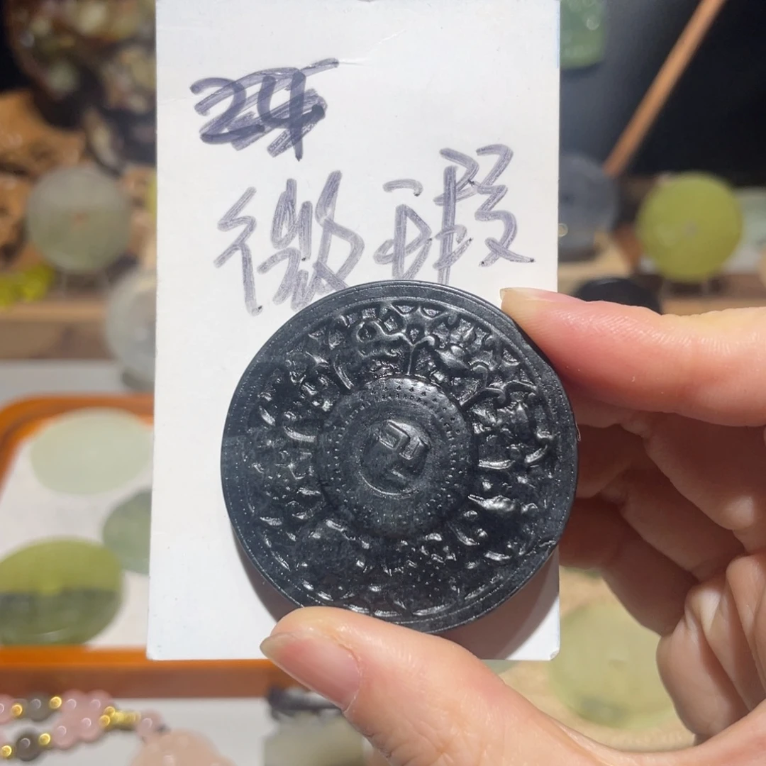 岫玉未镶嵌颈饰颈饰2