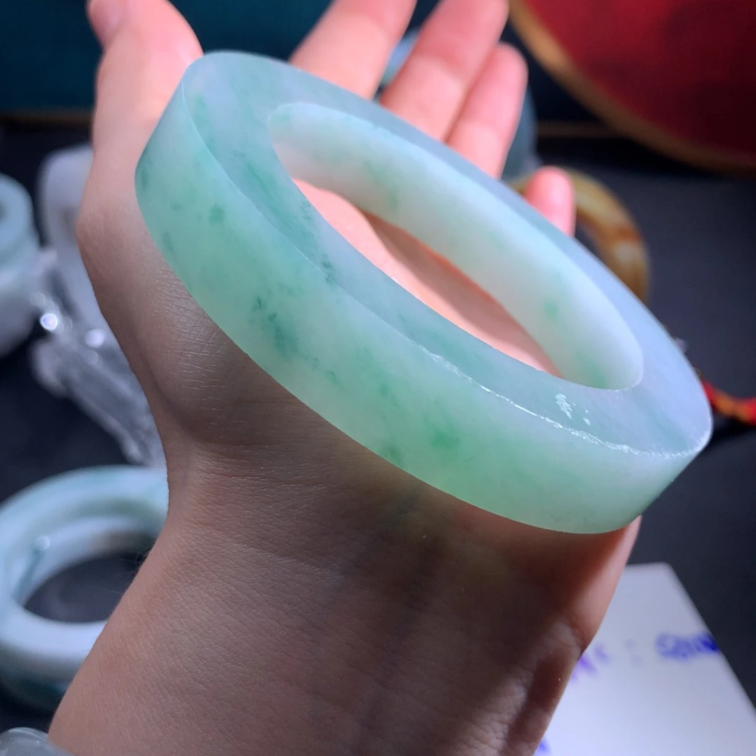 未镶嵌特价大漏定制翡翠赵*