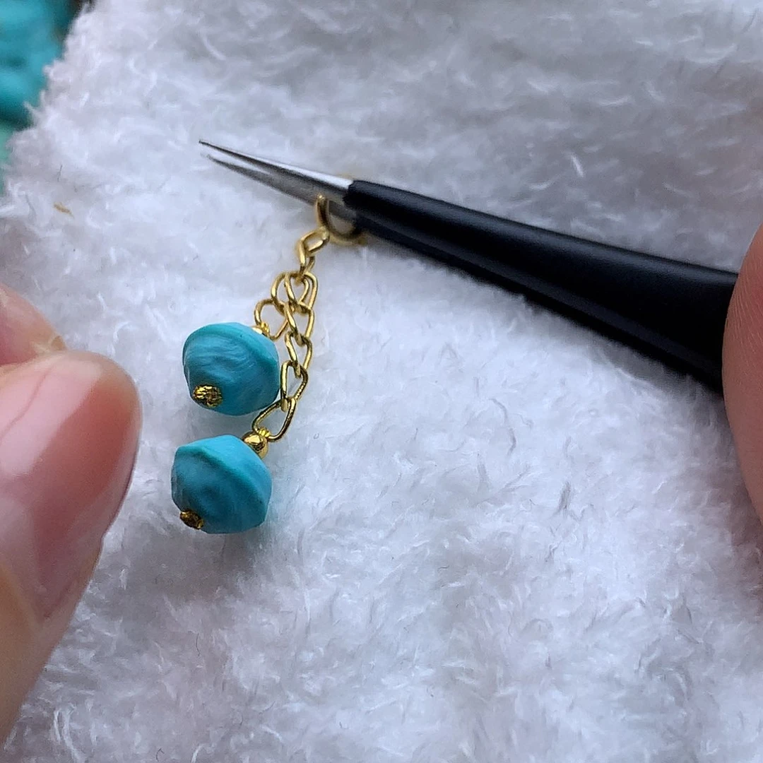 18K金镶嵌绿松石颈饰