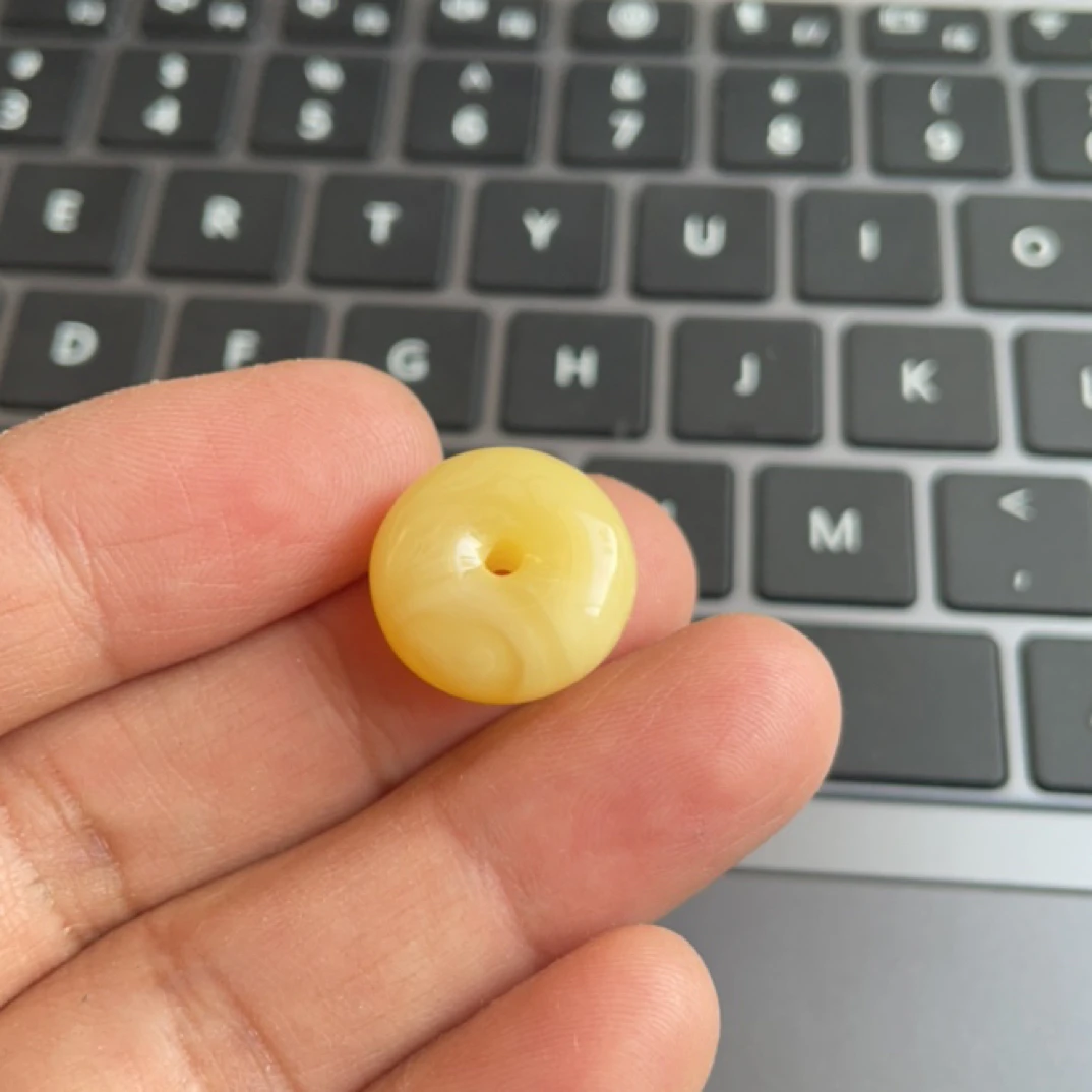 蜜蜡平安扣1.58g17.7/7.8㎜