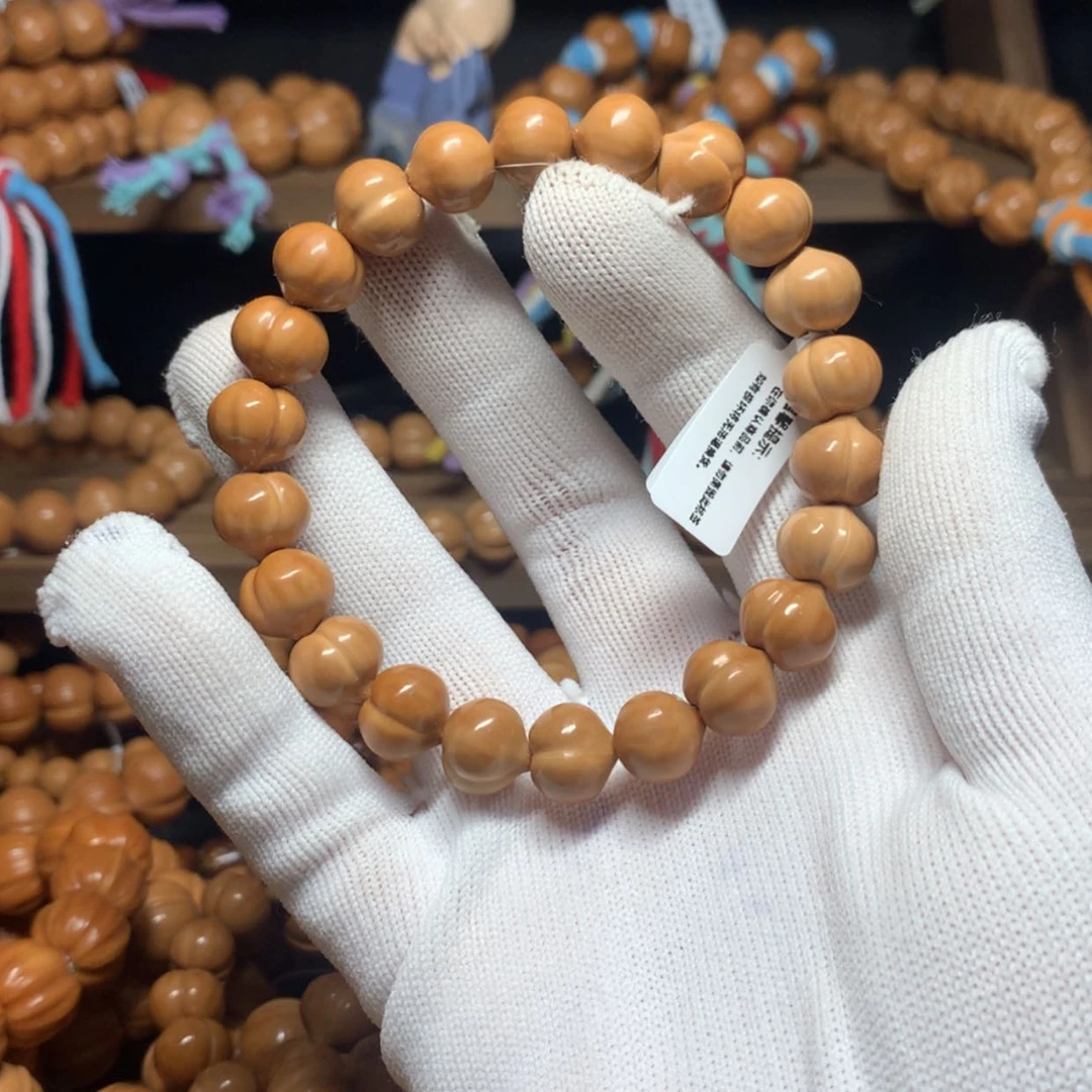 【闪购商品】二等屁桃手工雕刻