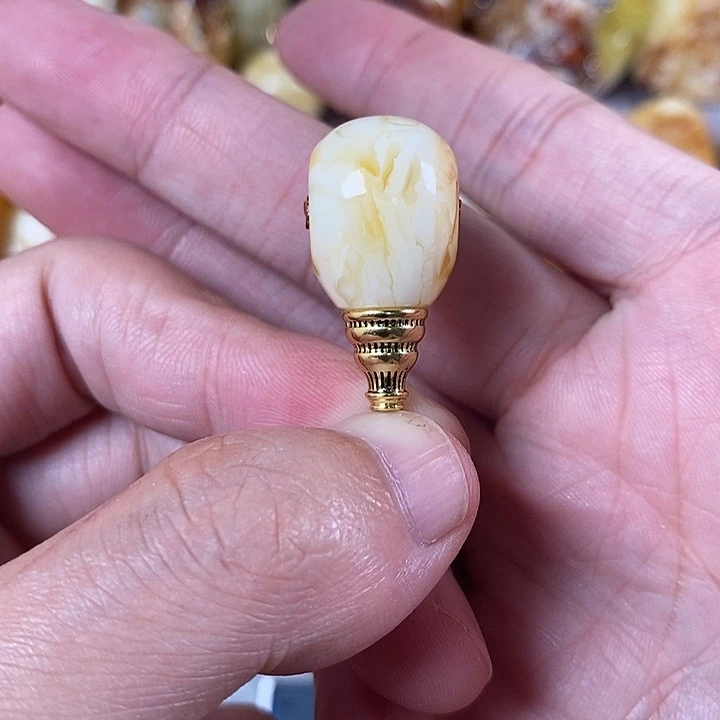 裸石琥珀未镶嵌我