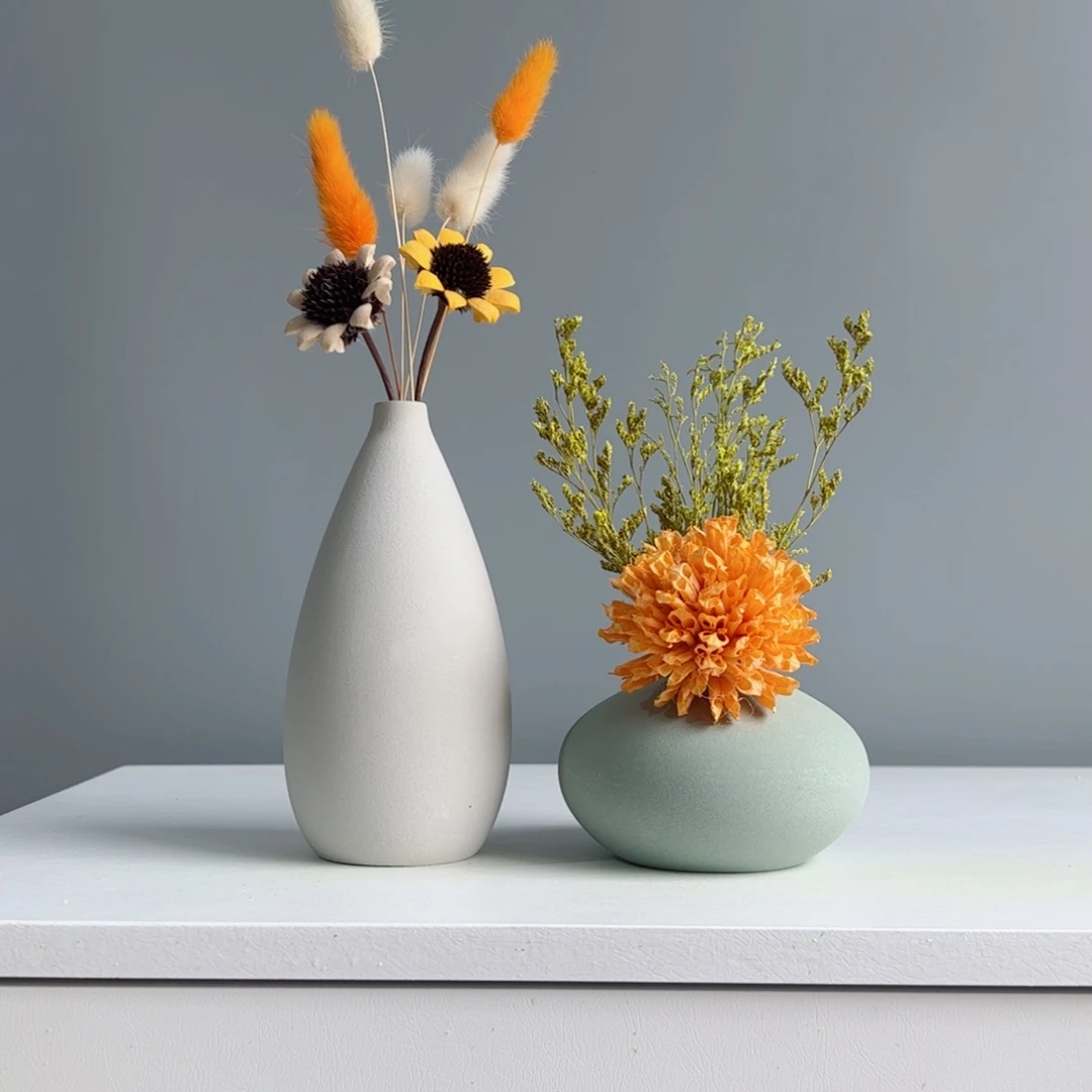 摆件陶瓷小花瓶摆件含花总高约20-30cm