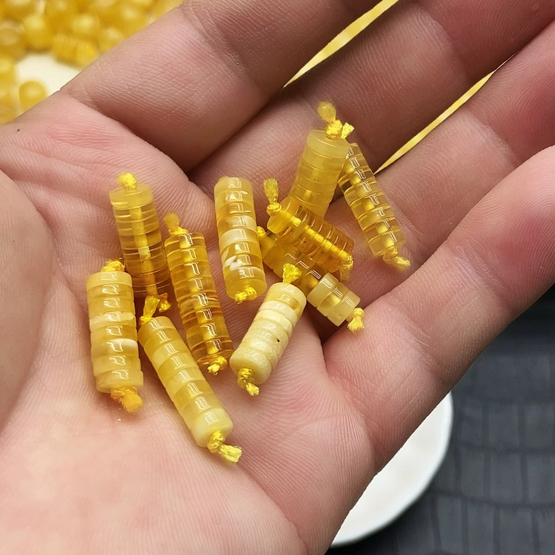 未镶嵌蜜蜡裸石6毫米隔片微瑕随机一组