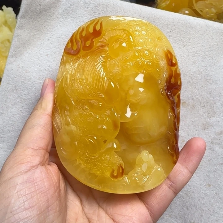 蜜蜡未镶嵌珠宝奇石