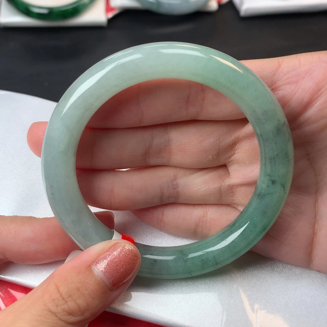 翡翠手镯未镶嵌冰胶水墨55圈口