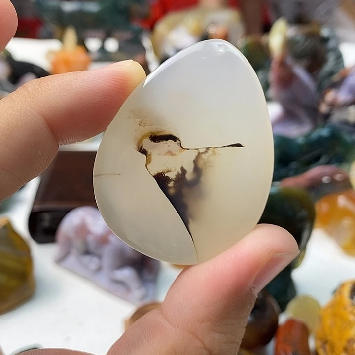 合金颈饰玛瑙/玉髓