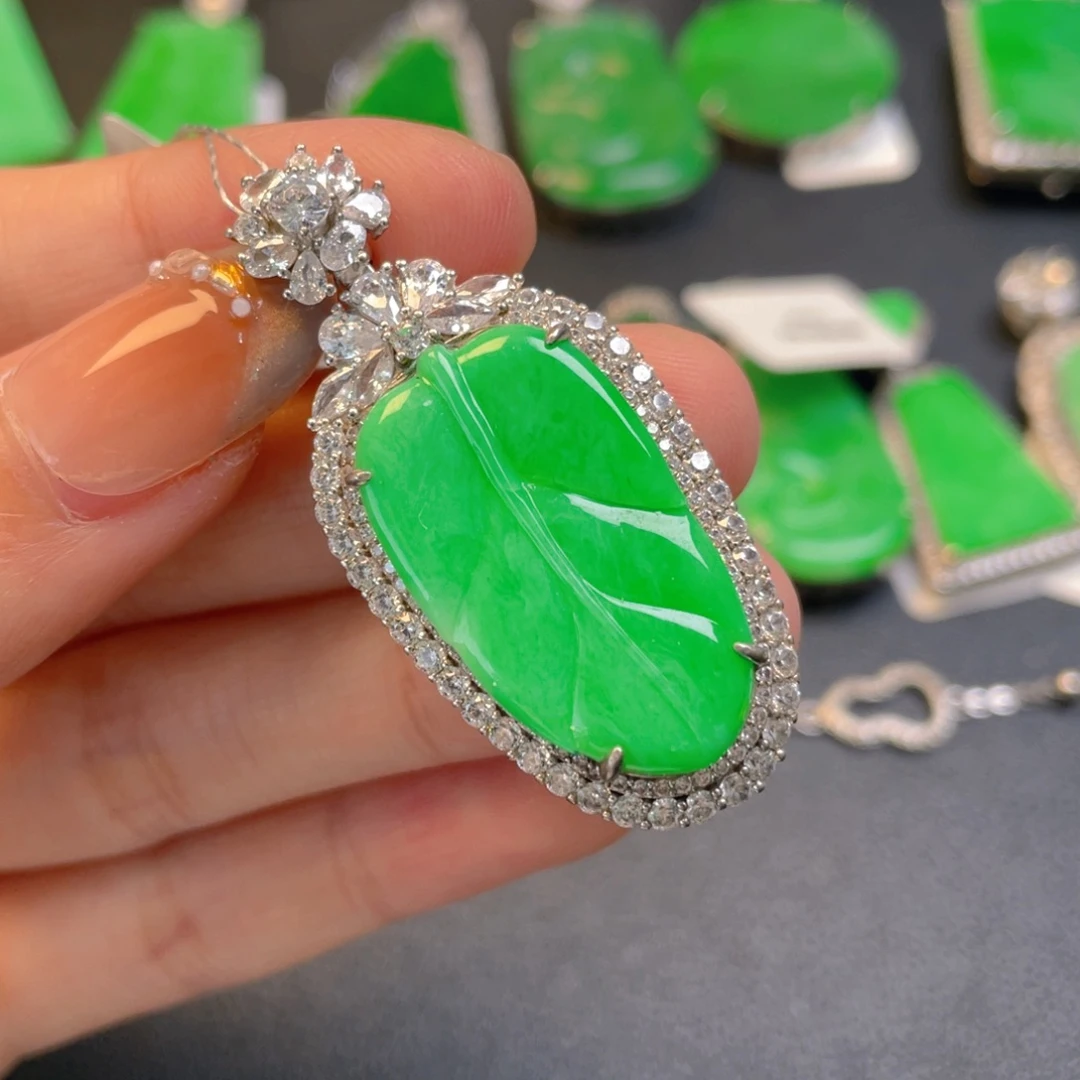 翡翠银S925镶嵌颈饰