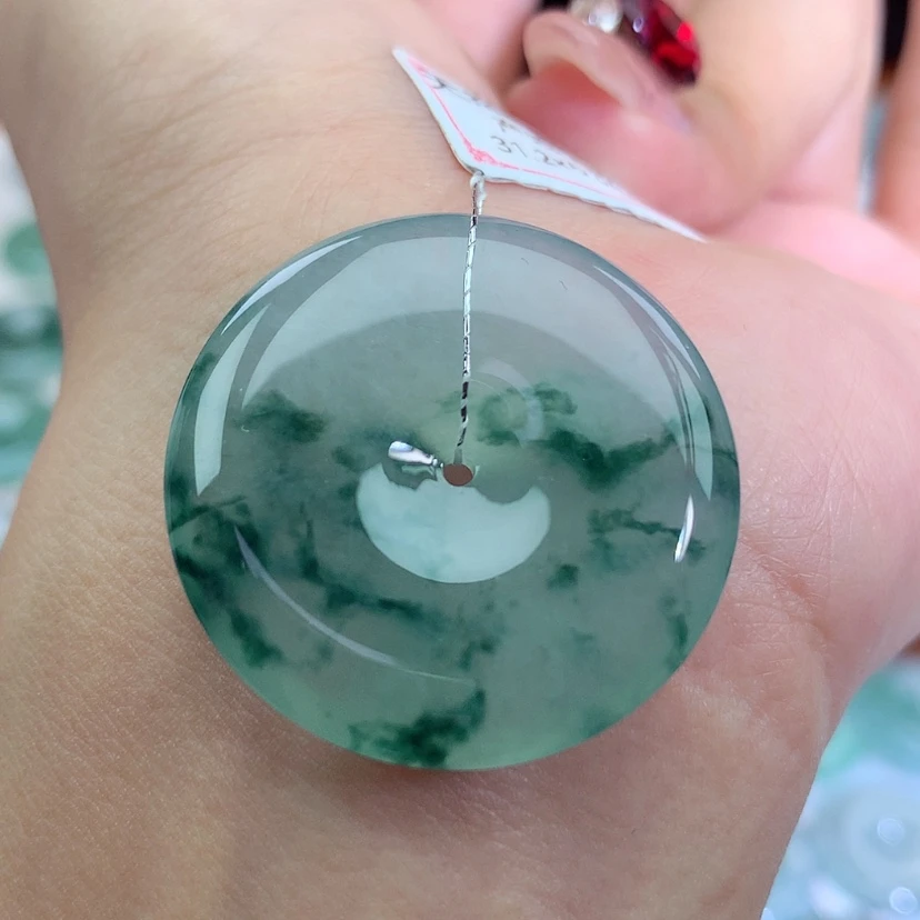 【闪购商品】翡翠吊坠(不含链)未镶嵌