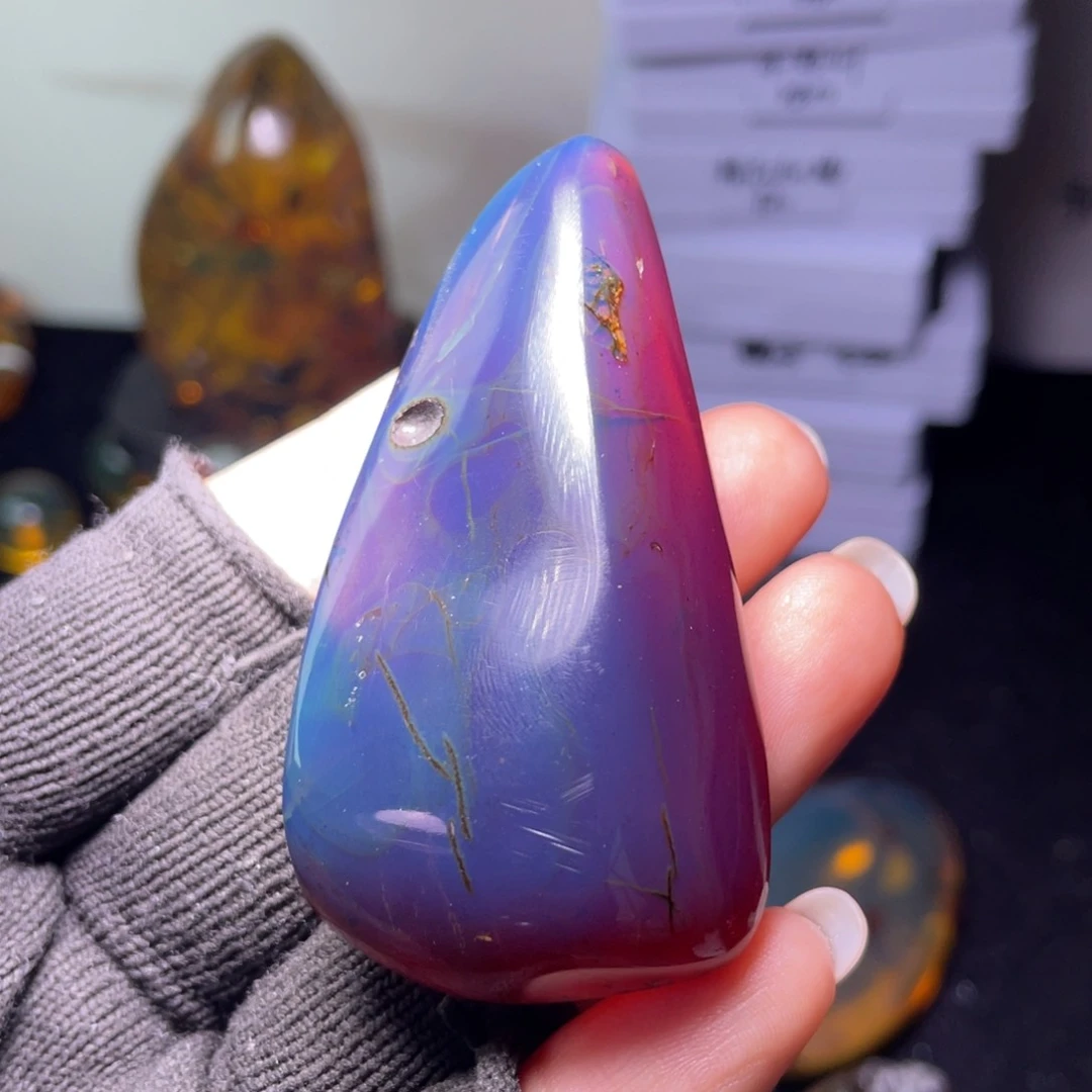 未镶嵌琥珀裸石14号