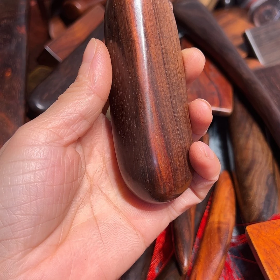 交趾黄檀（大红酸枝）迎**松