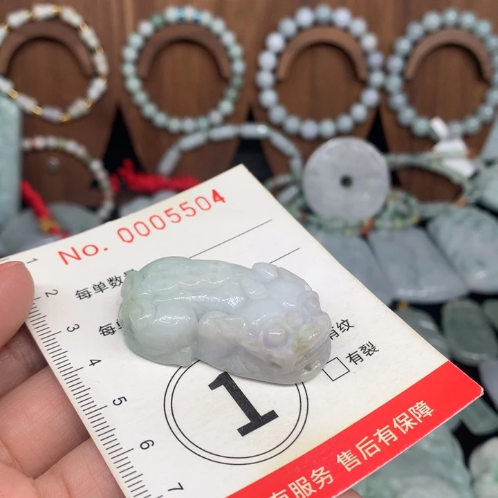 颈饰未镶嵌翡翠11