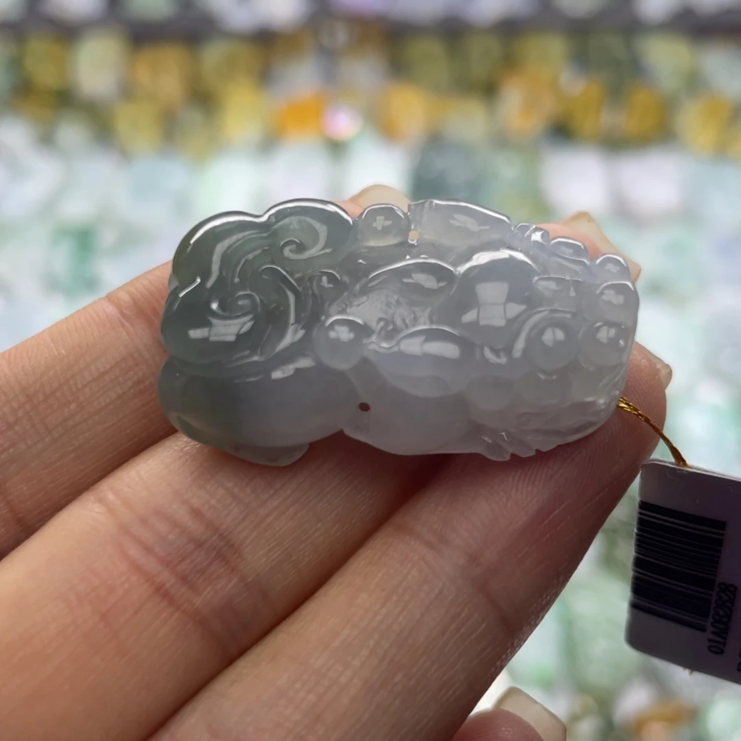 颈饰未镶嵌翡翠貔貅