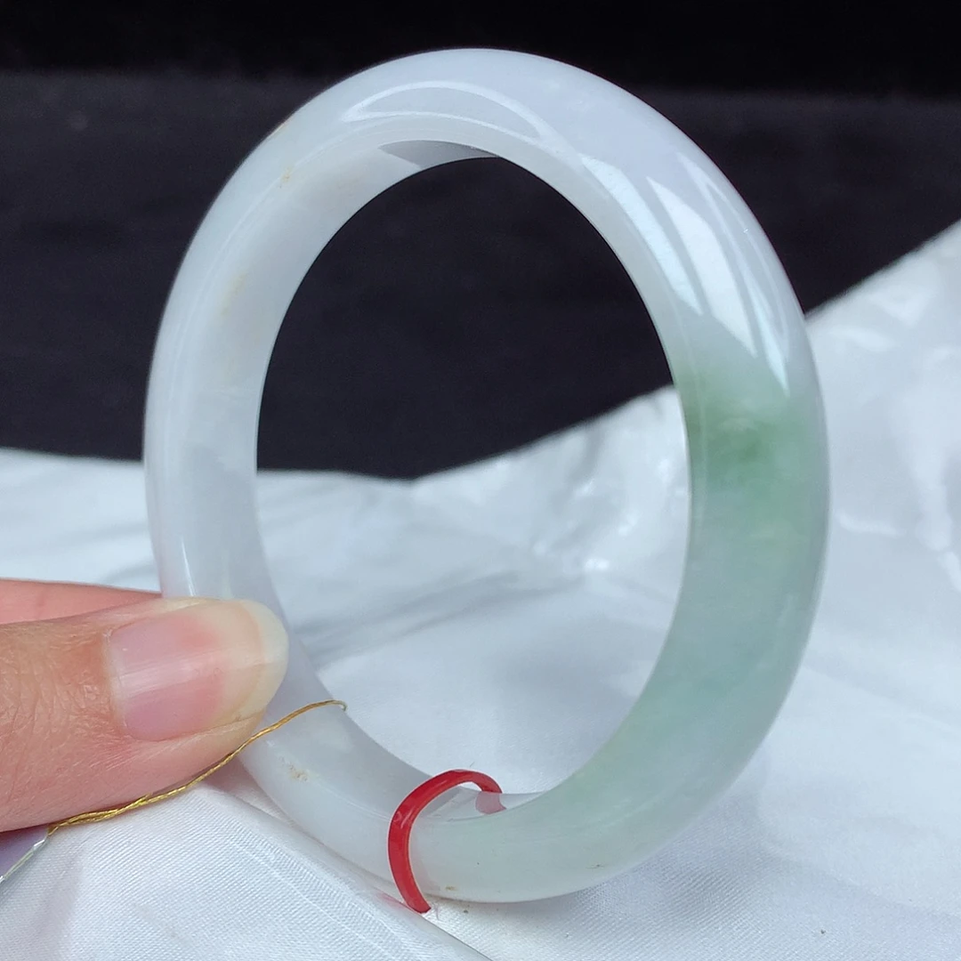 翡翠手镯未镶嵌57圈0312