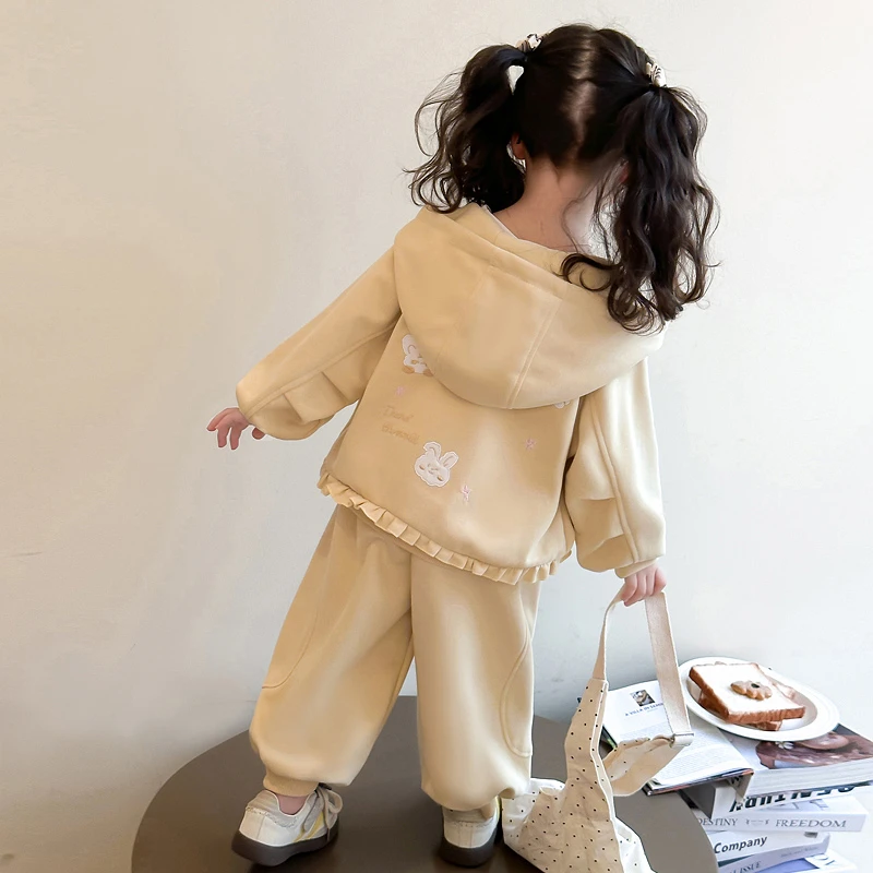 女童秋款套装2025年新款韩系连帽开衫卫衣女宝宝秋装可爱风两件套