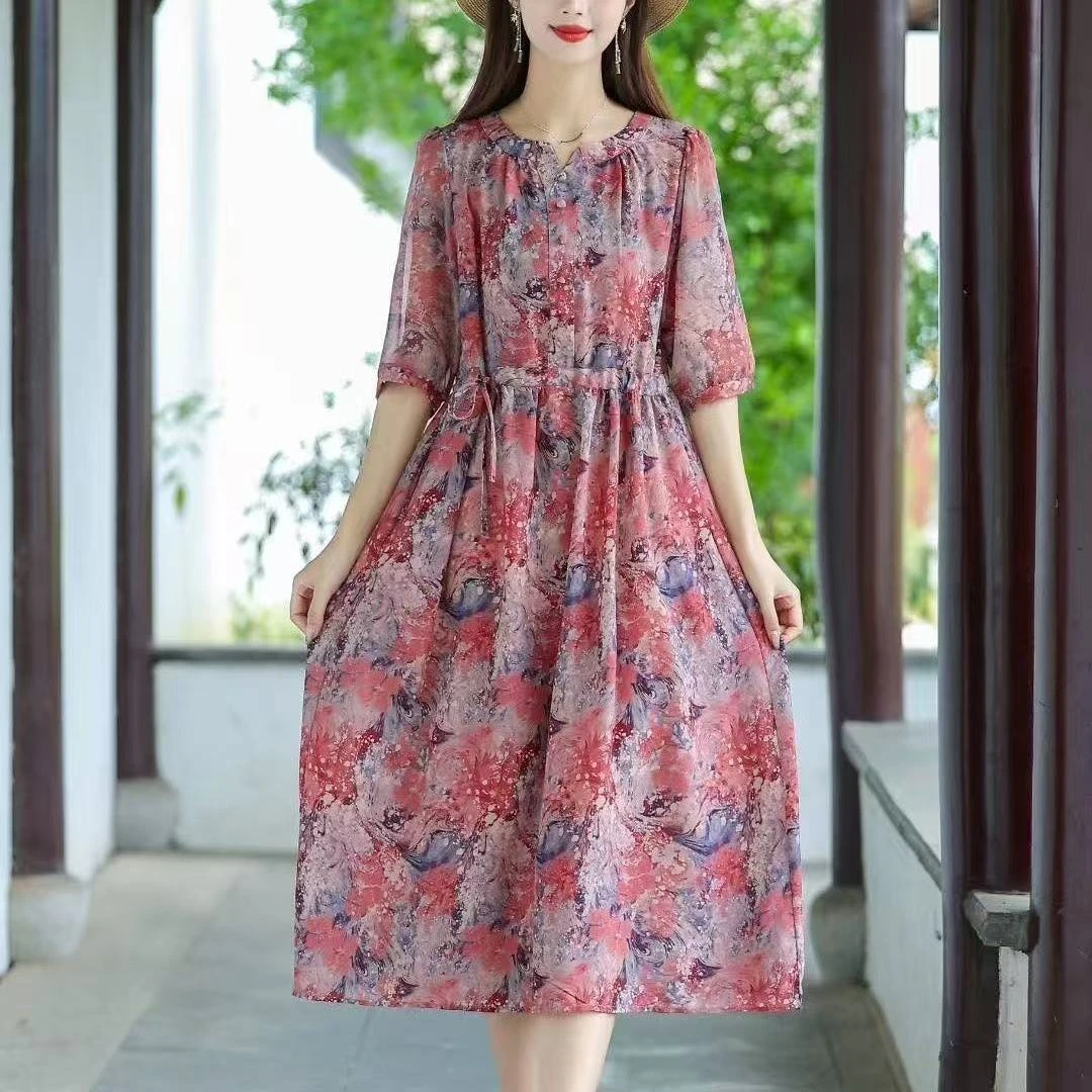粉韵夏季碎花中老年连衣裙新款气质裙子宽松妈妈洋气显瘦时尚长裙