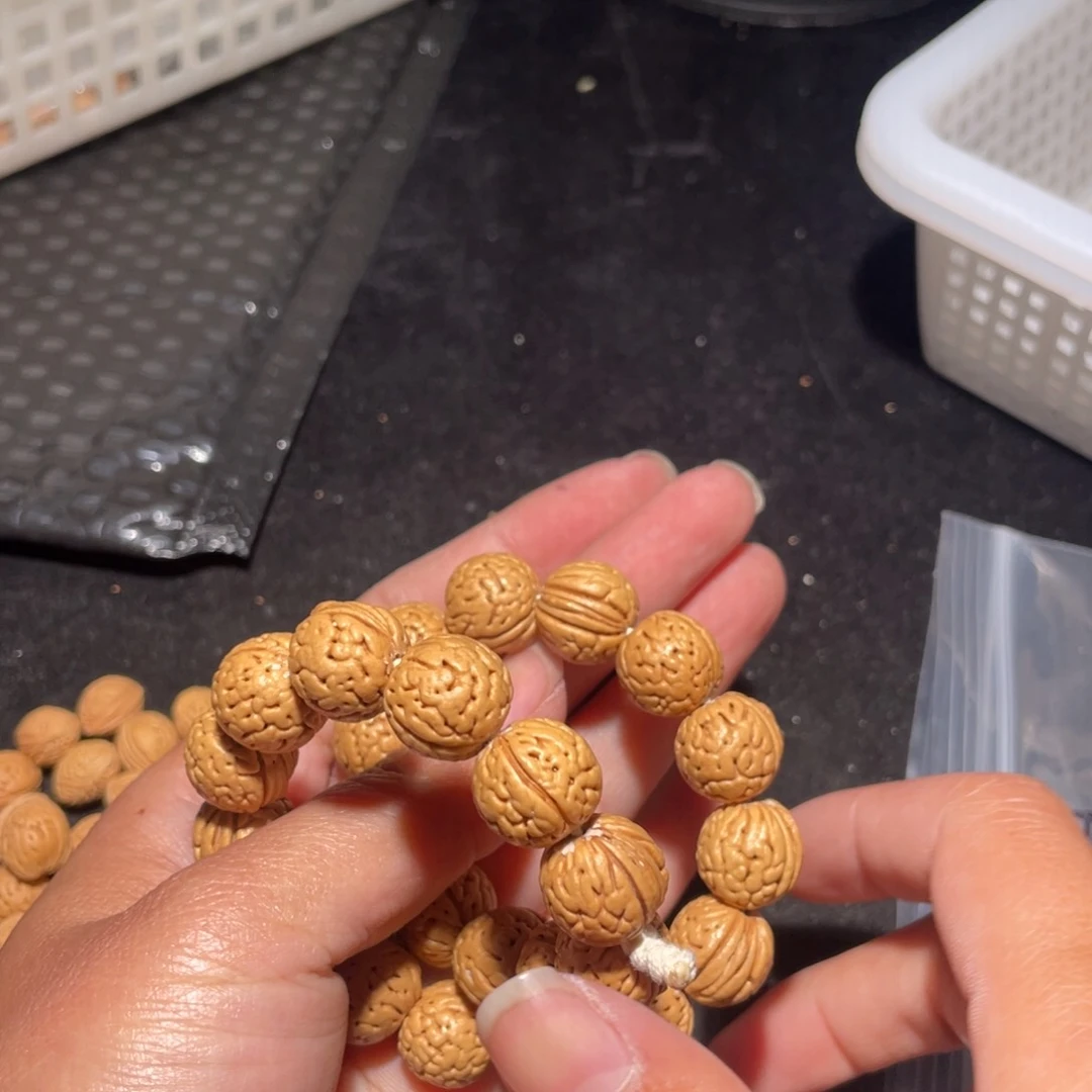 【闪购商品】陈****）手串66米