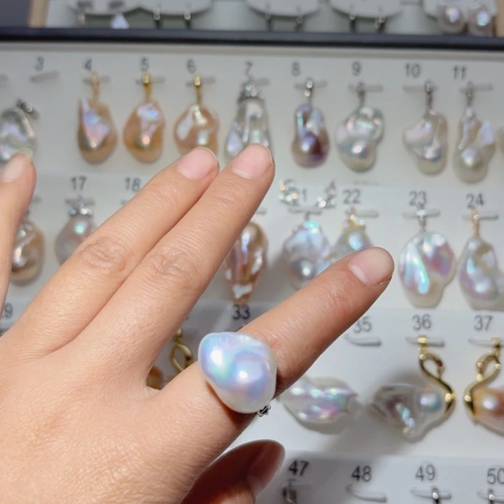 颈饰未镶嵌淡水珍珠