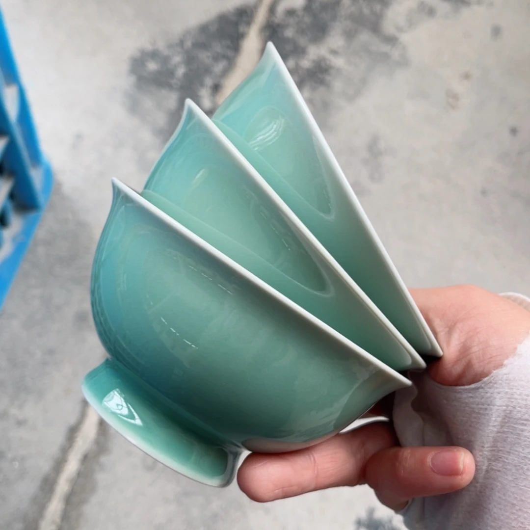 碗哈哈哈哈h h h h h