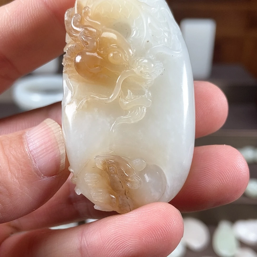 和田玉（糖玉）颈饰未镶嵌