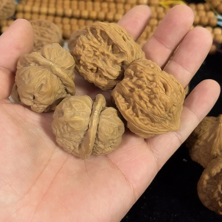 文玩核桃把件瑕疵蛤蟆头➕微瑕鸡心，开播福利一