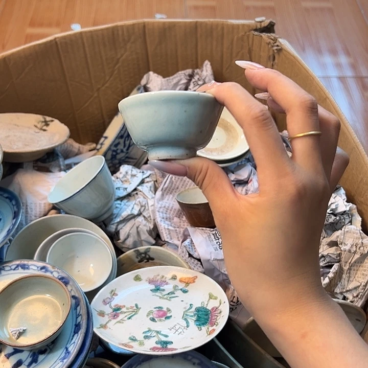 瓷片叶**业68888976875689