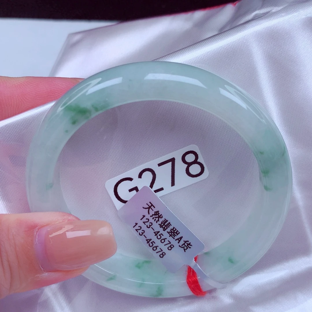 翡翠未镶嵌手镯手镯