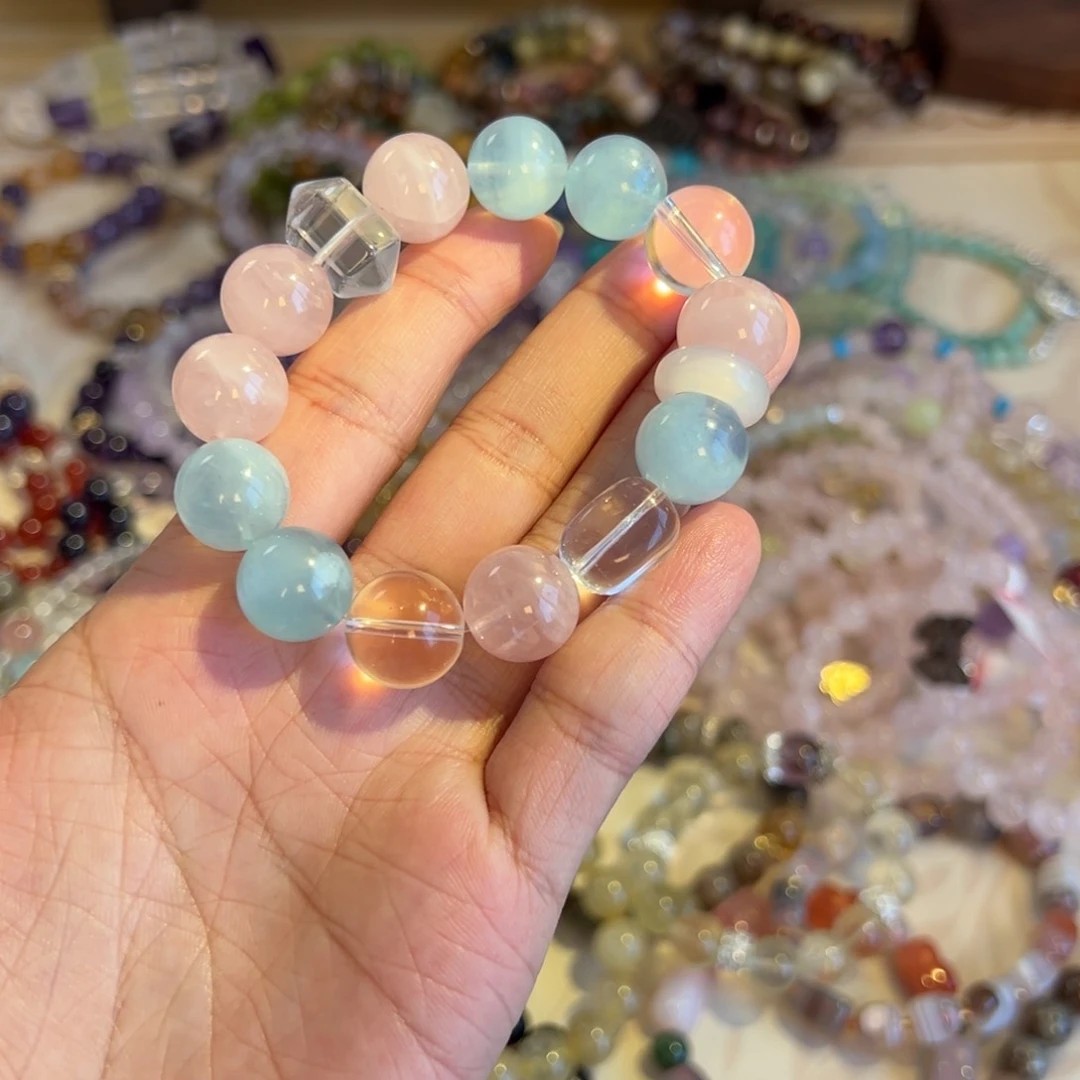 水晶手链未镶嵌毛***?天然水晶