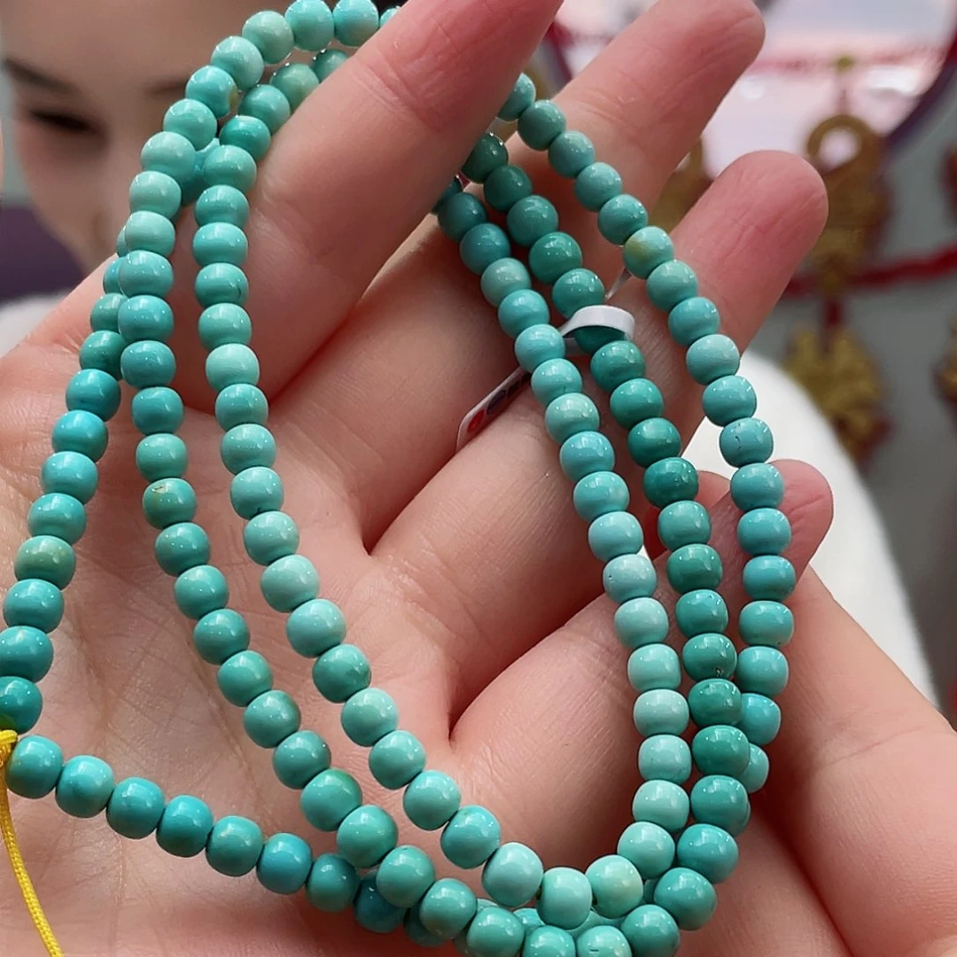 绿松石颈饰未镶嵌