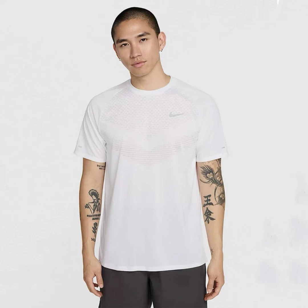 NIKE/耐克男款Dri-Fit ADV seride 圆领套头透气短袖T恤HV5204100