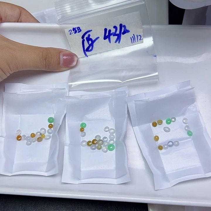 未镶嵌定制翡翠厚**物不