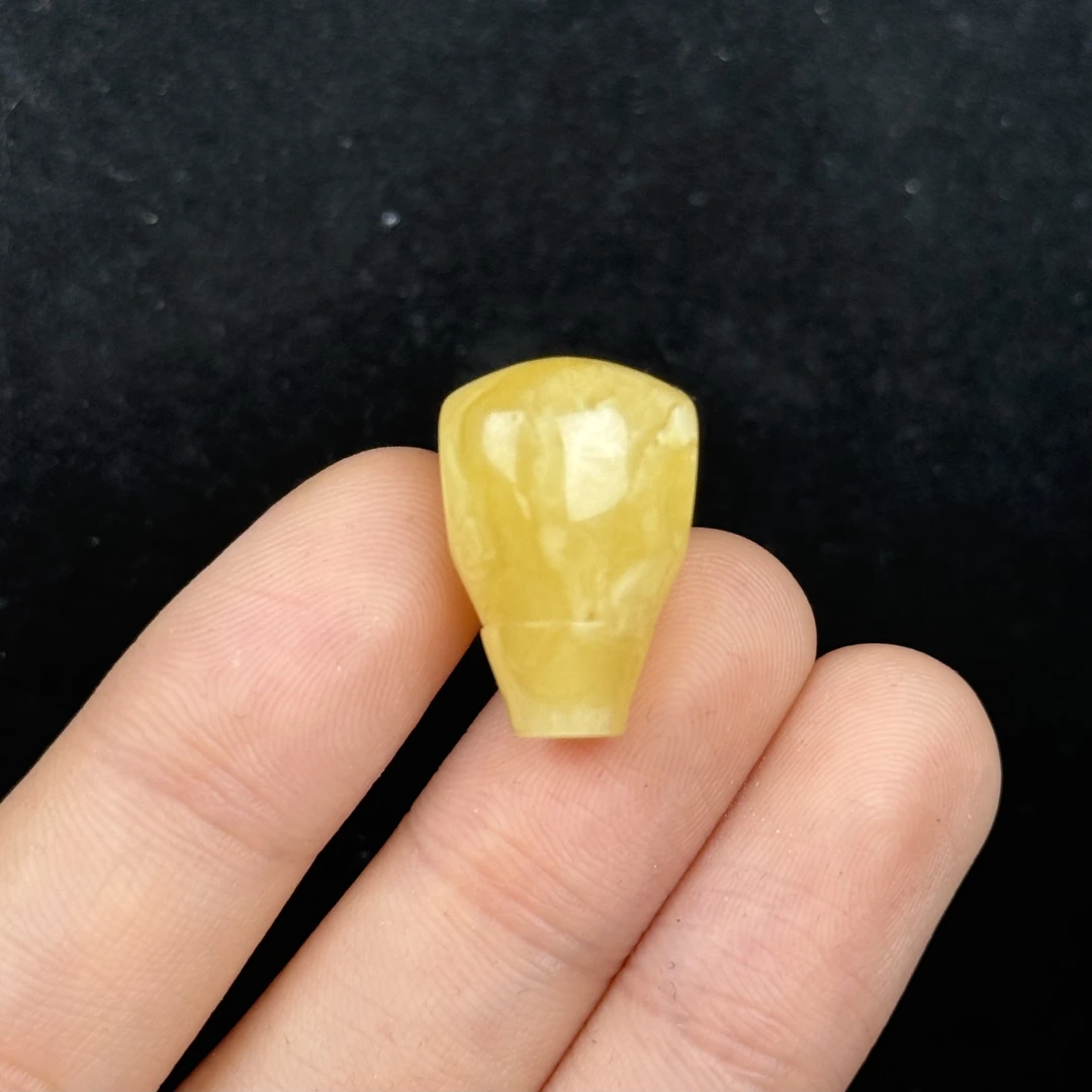 Z7146天然原矿蜜蜡 鸡油黄满蜡三通 14.2*21.2mm支持复检假一罚十