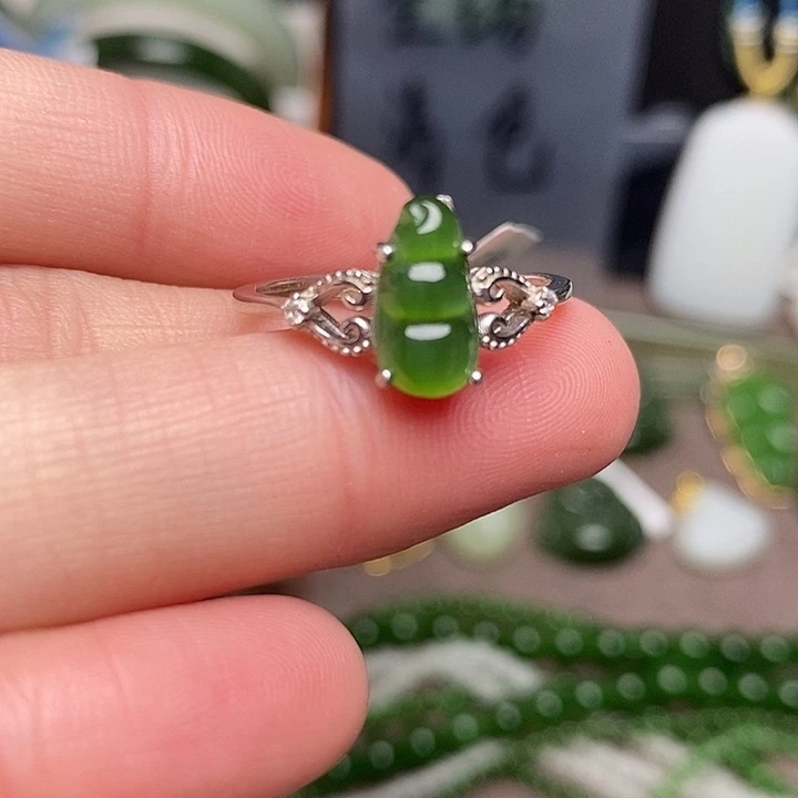 和田玉银S925镶嵌颈饰