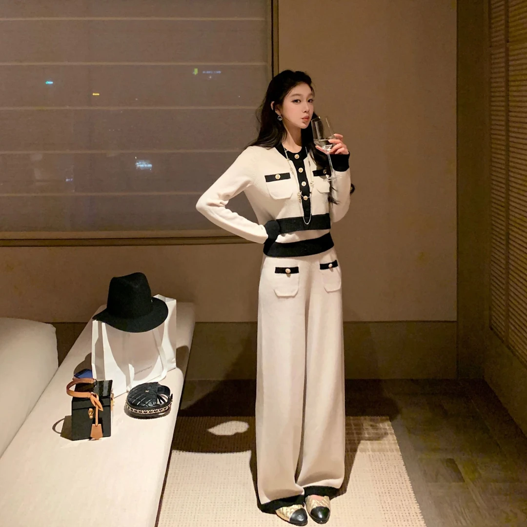 冬季miu系气质穿搭富家千金小香风白色针织开衫阔腿裤针织套装女