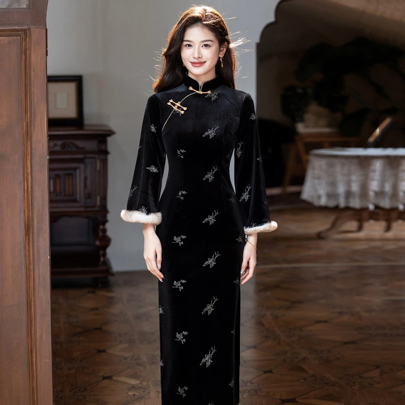 黑色绣花加绒加厚冬装国风中式长款长袖旗袍改良年轻款女复古冬季