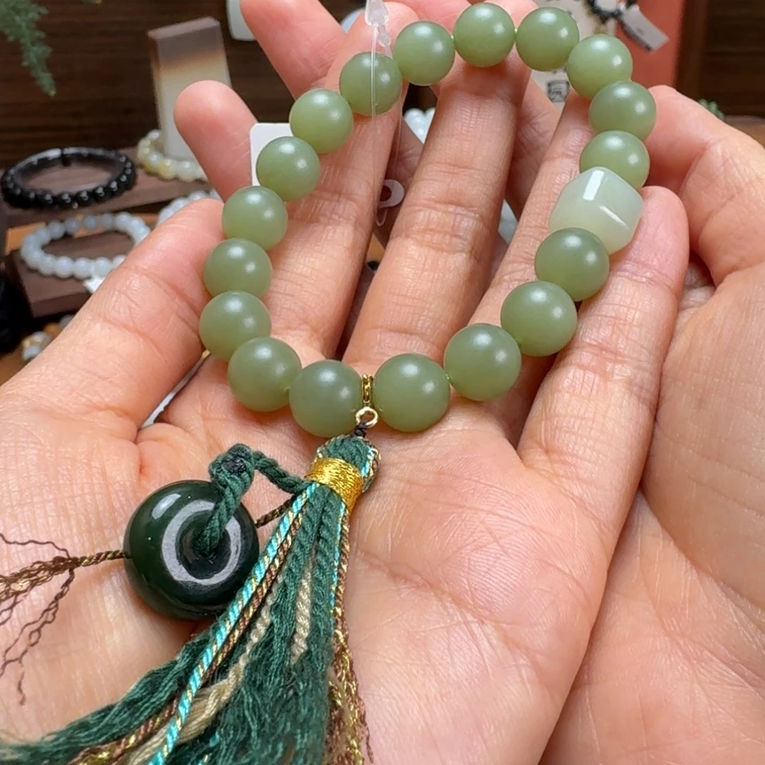 和田玉未镶嵌手链