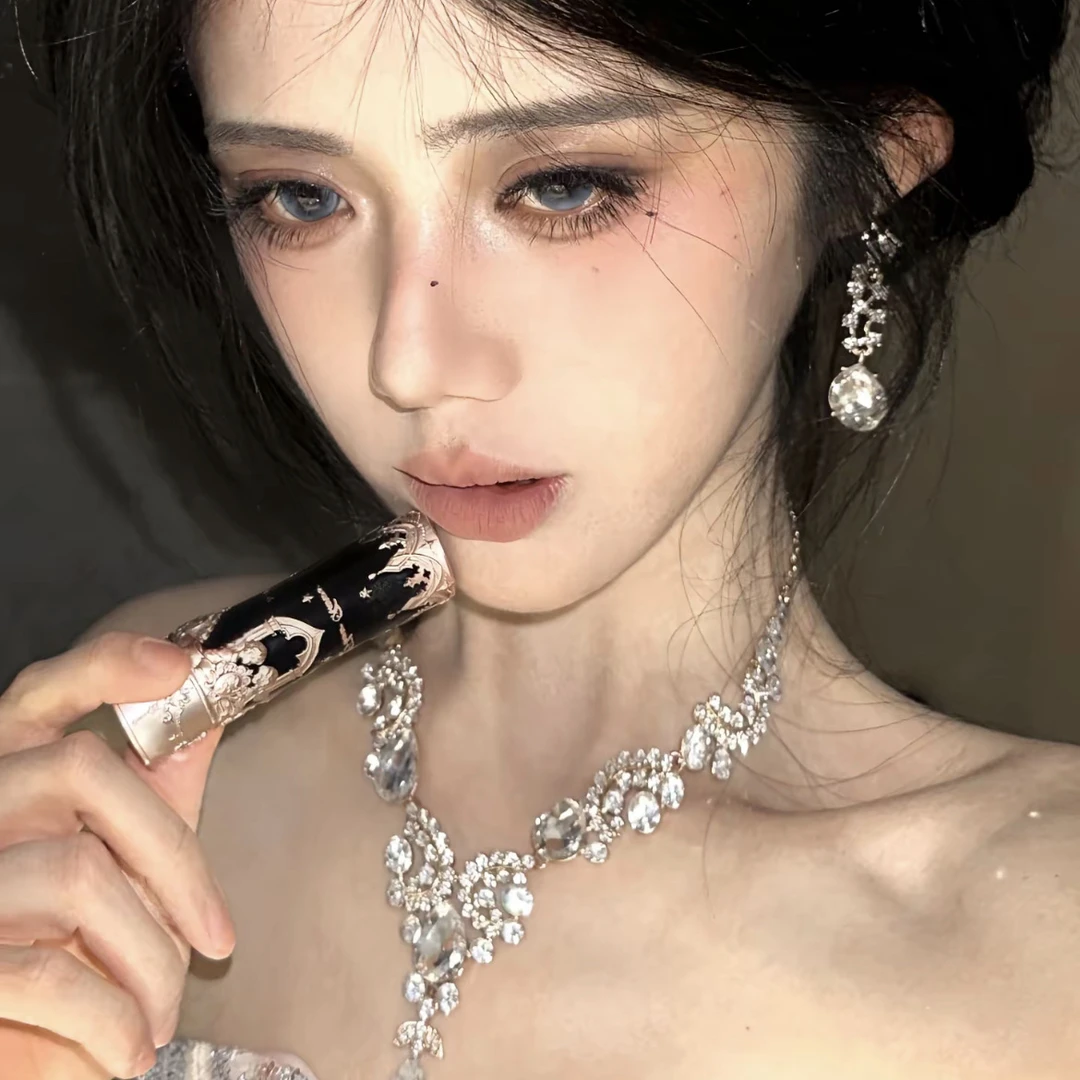 合金项链 水滴爆闪项链耳环套装女高级气质轻奢礼服约会水钻首饰