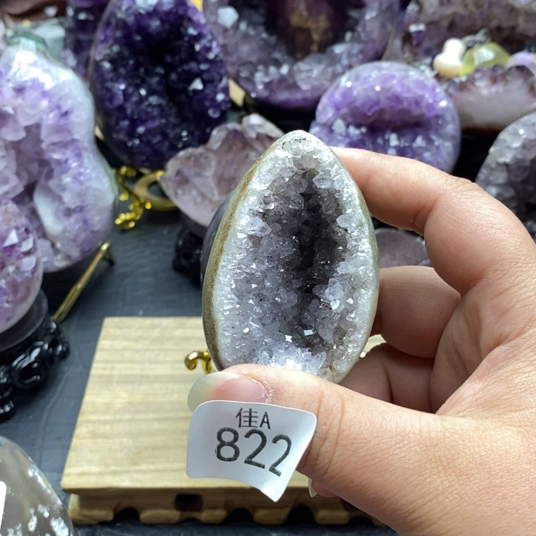 未镶嵌大型摆件（非配饰）紫晶衔*