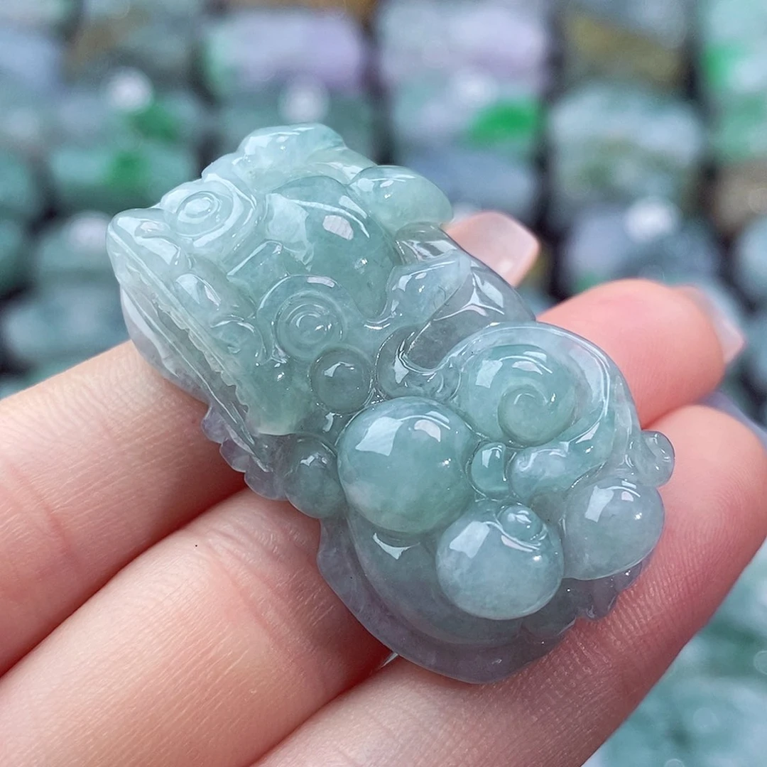 颈饰未镶嵌翡翠天然
