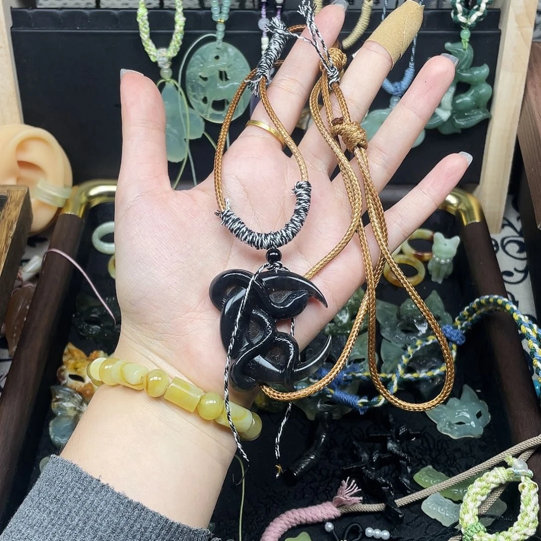 蛇纹石玉未镶嵌颈饰福利