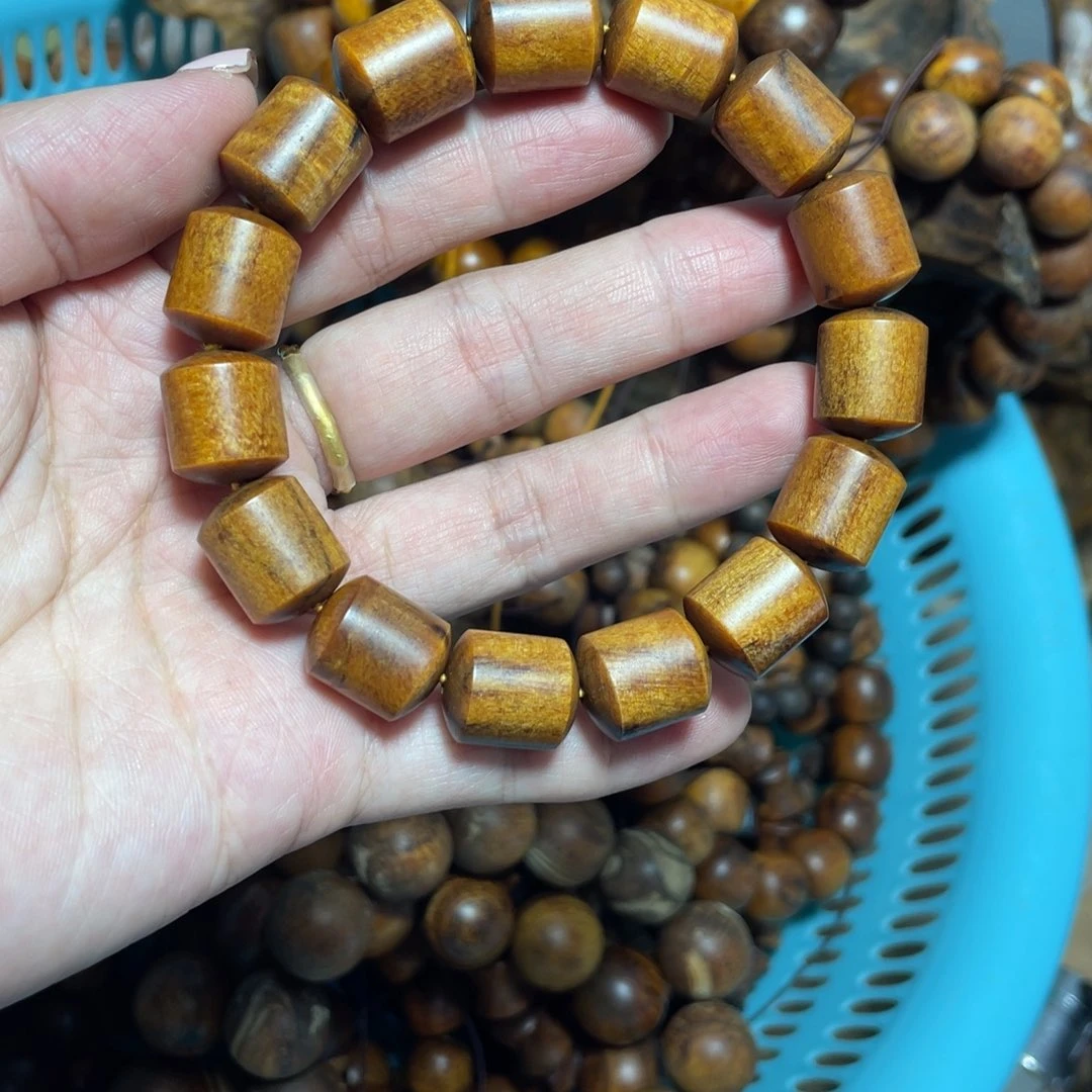 扇子贡木手串定制1.5