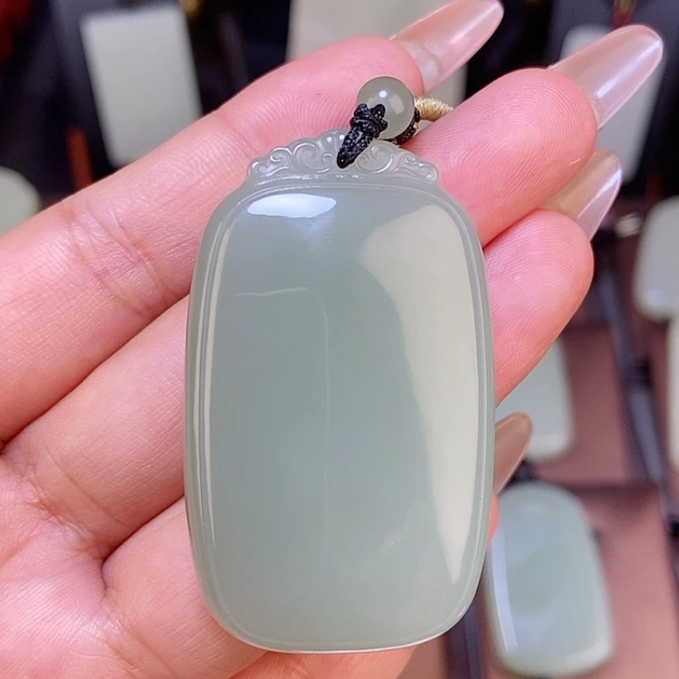 【闪购商品】颈饰未镶嵌和田玉