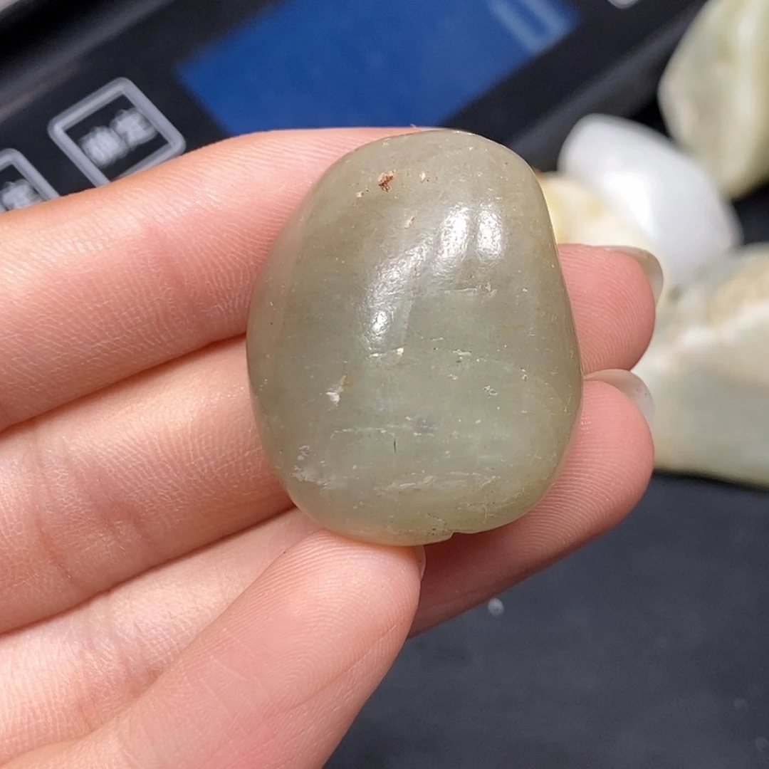 和田玉（糖玉）未镶嵌挂件