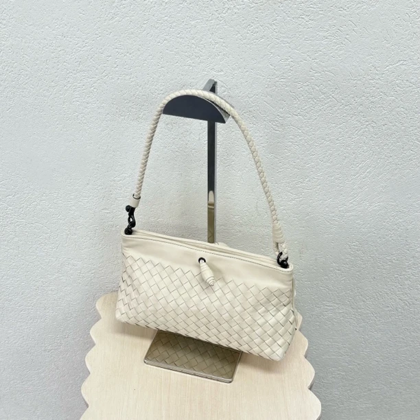 95新 BOTTEGA VENETA/葆蝶家 奶白色编织麻将单肩斜挎包 118866