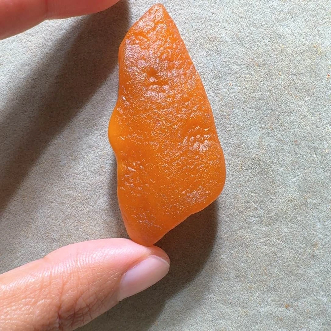 未镶嵌定制琥珀定制