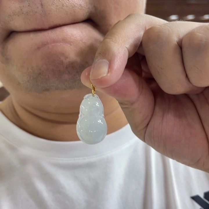 【闪购商品】颈饰银S925镶嵌翡翠葫芦