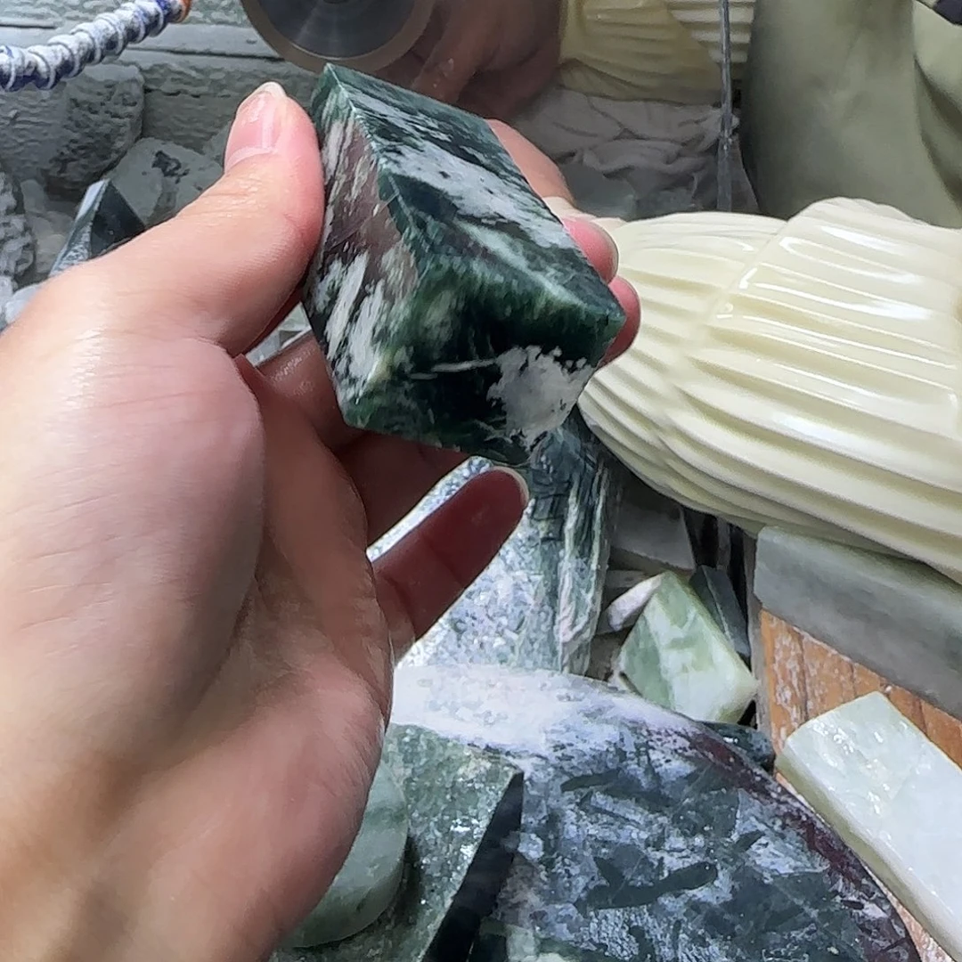 长石玉未镶嵌珠宝半成品