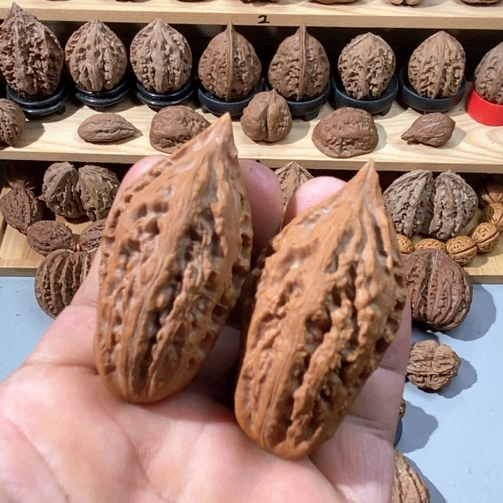 把件文玩核桃柳叶 一只尖微修